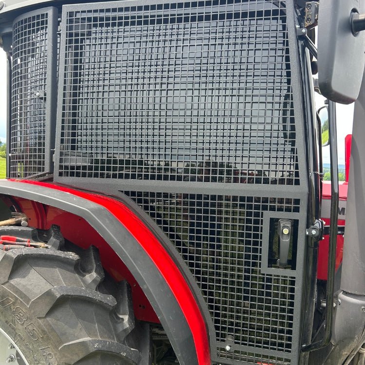 Kit de puerta blindada Badlands de la serie Global Mid de Massey Ferguson