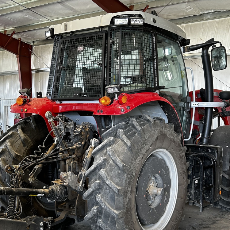 Kit de jaula para tractor Massey Ferguson Global Mid Series Badlands Armor